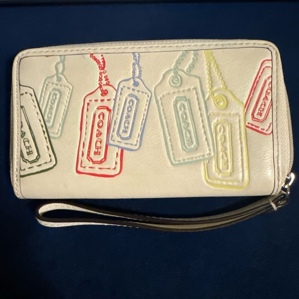 Coach Colorful Motifs on Leather Zip Around Coin Card Bill Wristlet - Picture 2 of 5